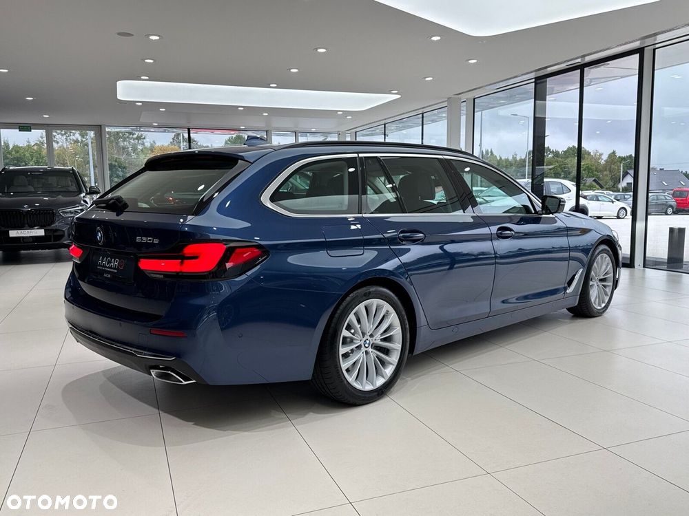 BMW Seria 5 530e Luxury Line - 5