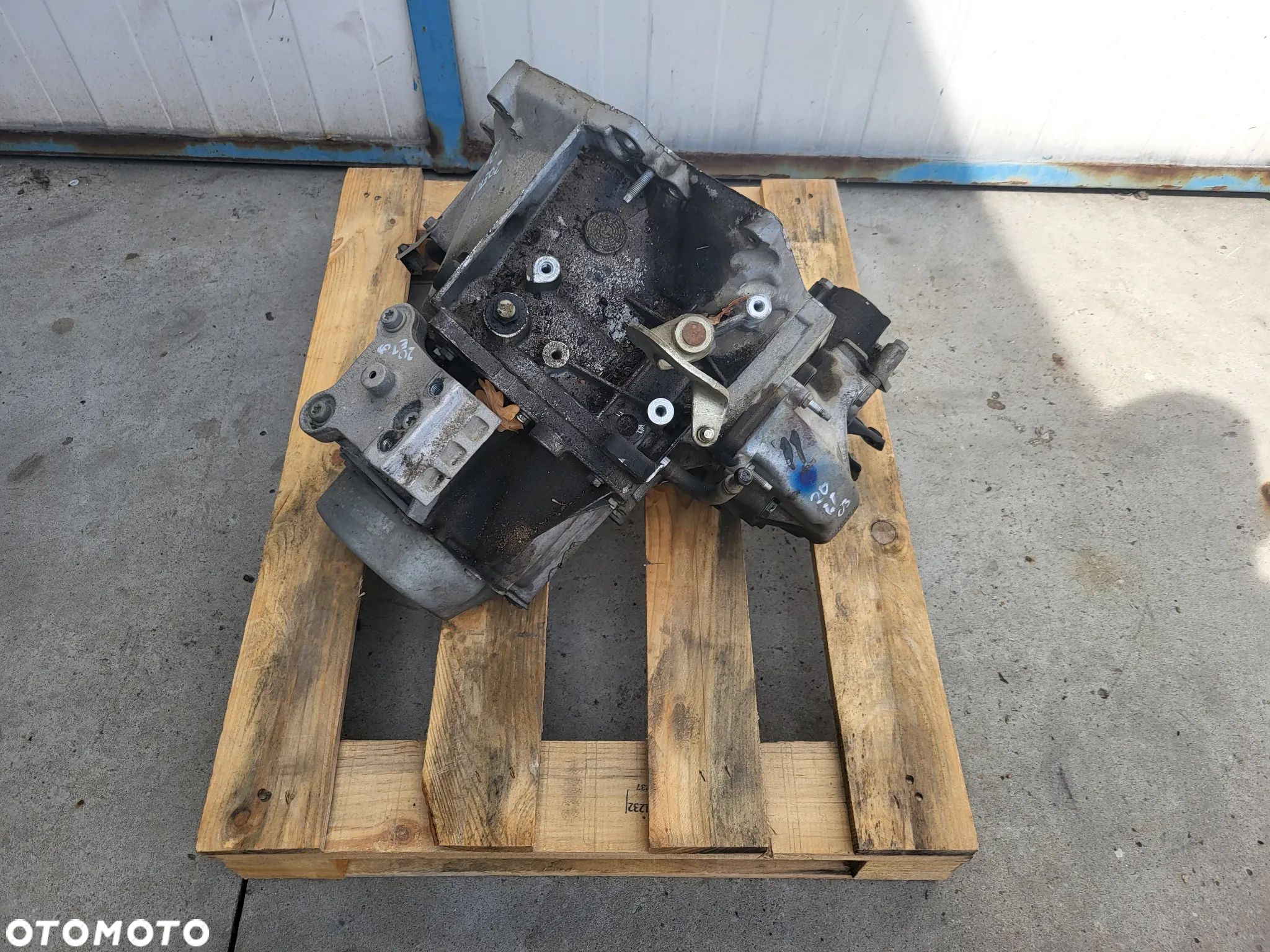 Skrzynia biegów 20ET03 1.6 VTI Peugeot 2008 - 1