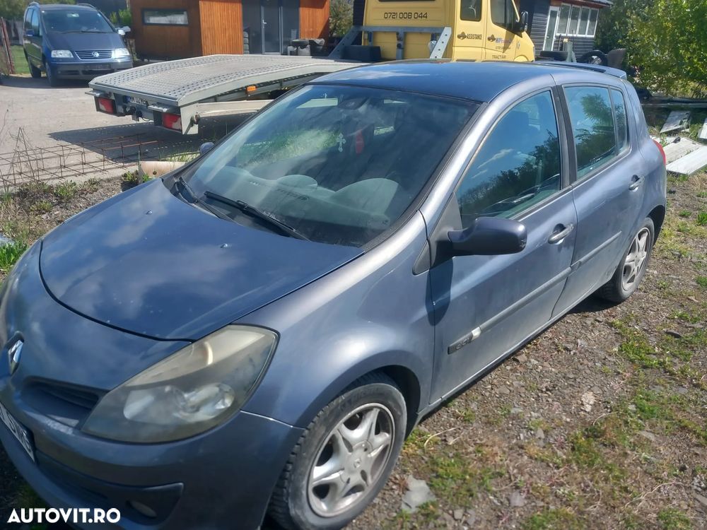 Renault Clio - 3