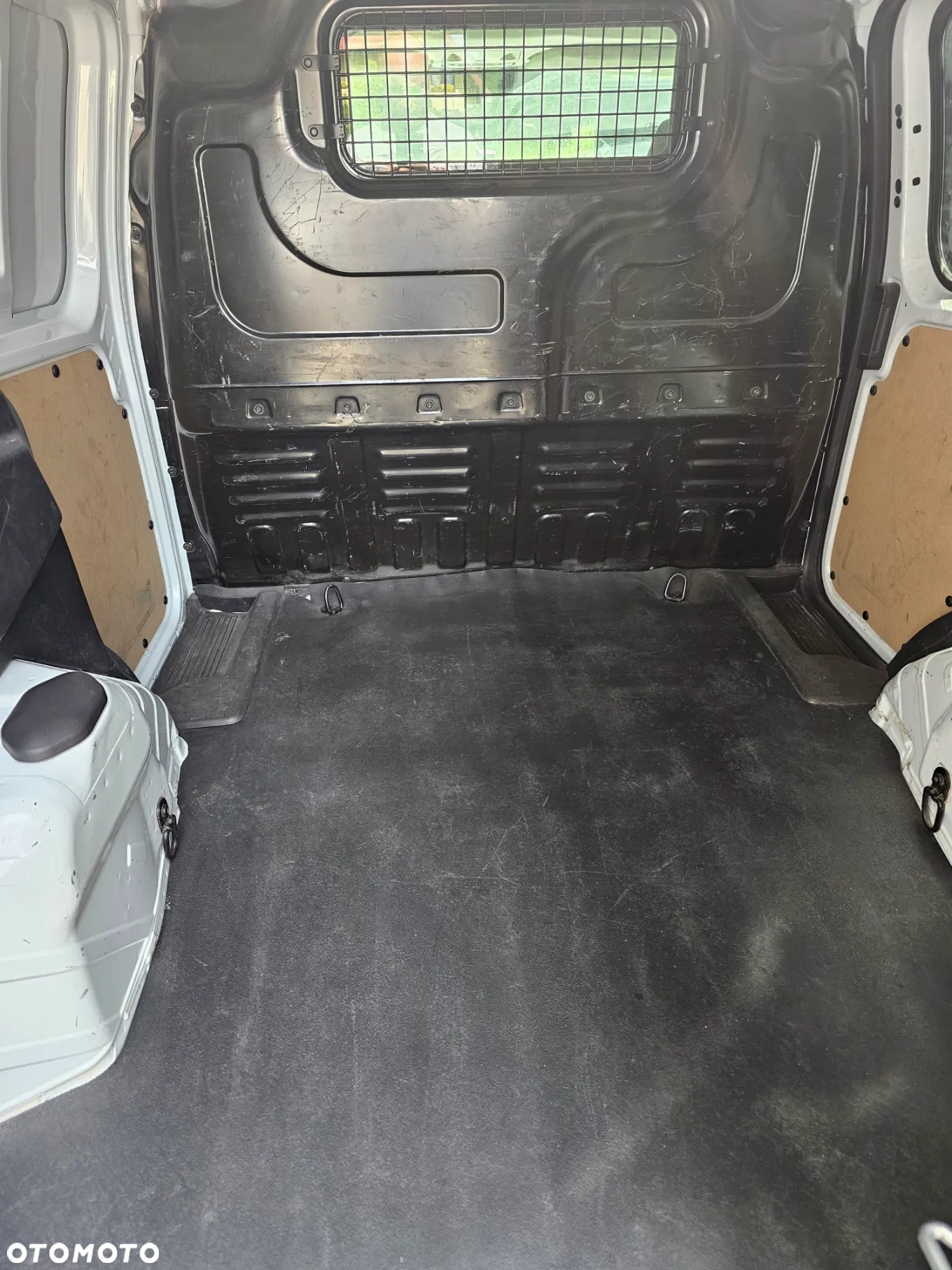 Ford Transit Courier 1.5 TDCi Trend - 17