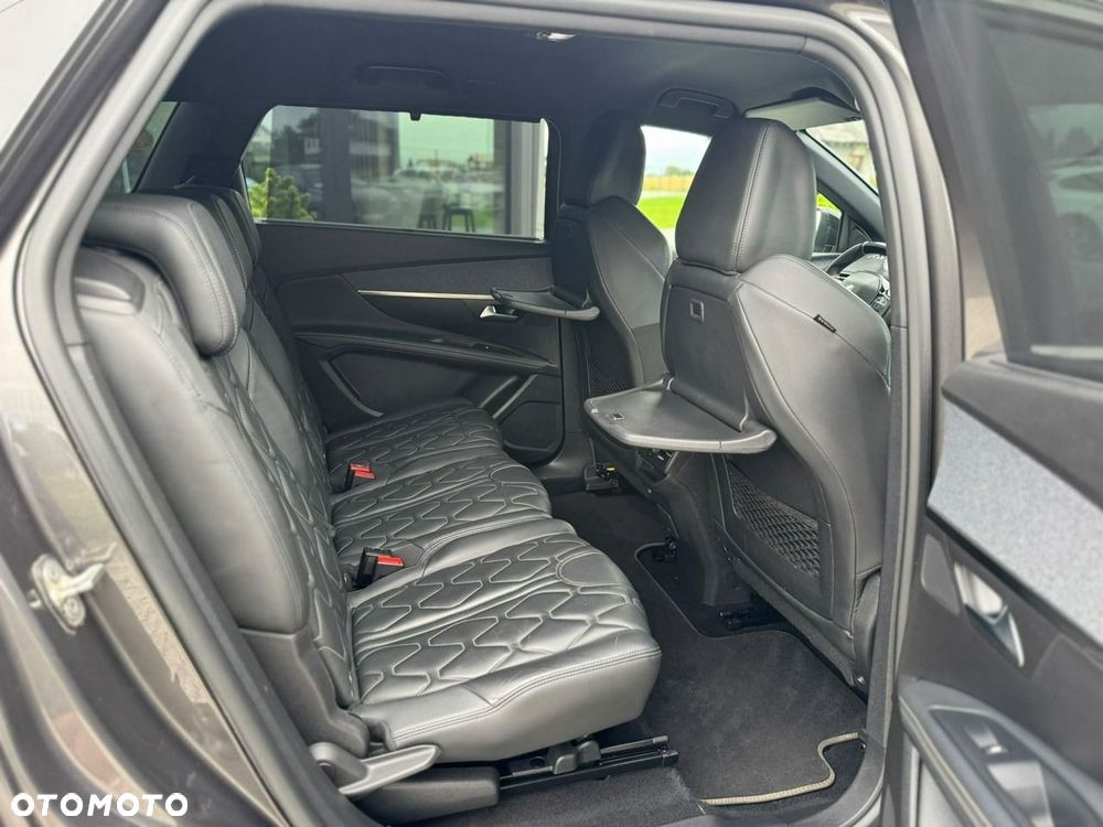 Peugeot 5008 - 22