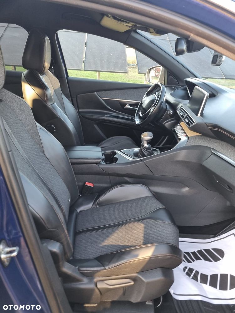 Peugeot 3008 2.0 BlueHDi Allure S&S - 25