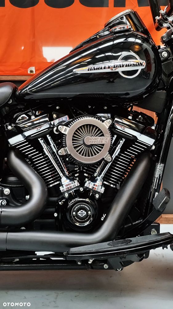 Harley-Davidson Softail Heritage Classic - 16