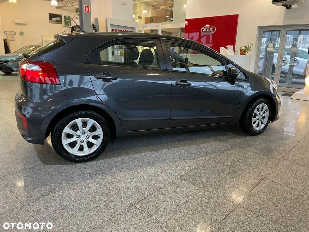 Kia Rio 1.2 M - 8