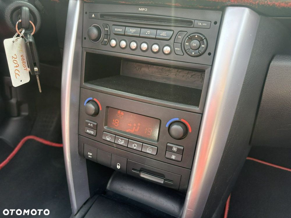 Peugeot 207 CC - 18