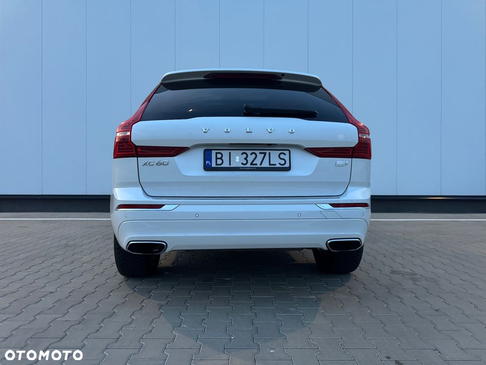 Volvo XC 60 T8 Plug-In Hybrid AWD Inscription - 19