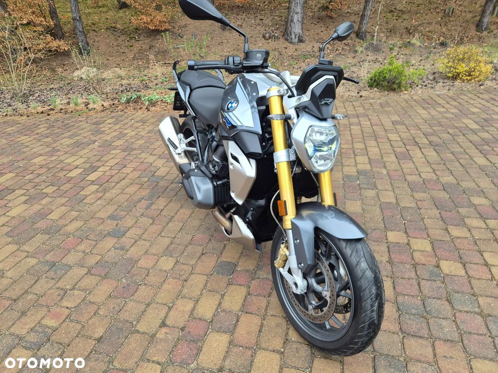 BMW R - 9