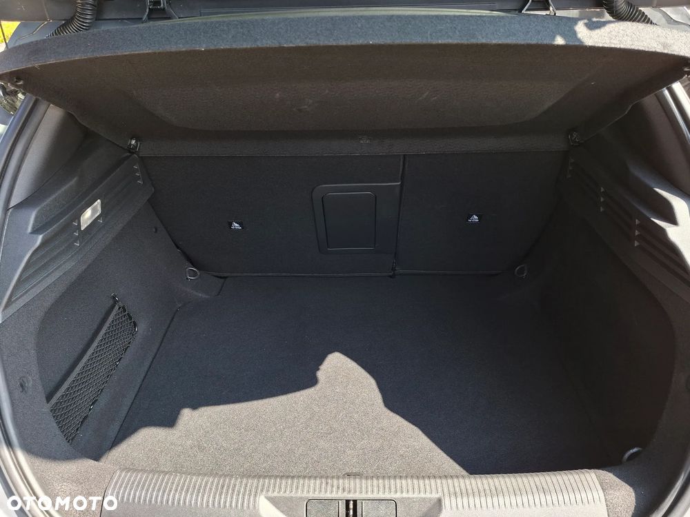 Peugeot 308 1.2 PureTech Allure S&S EAT8 - 13