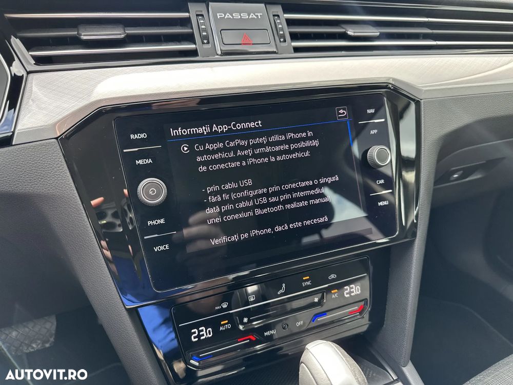 Volkswagen Passat - 22