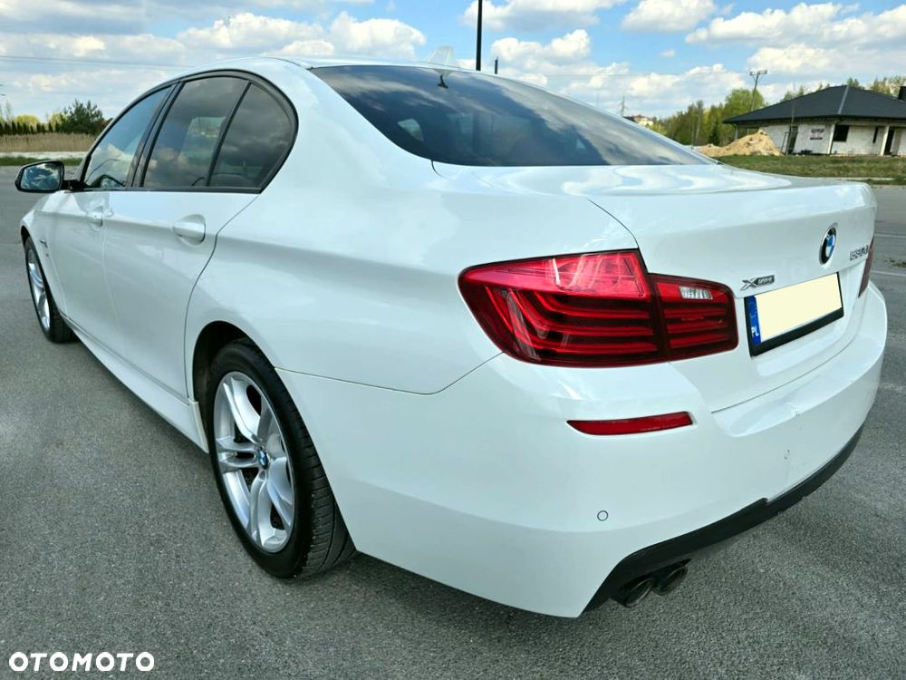BMW Seria 5 530d xDrive Sport-Aut - 13