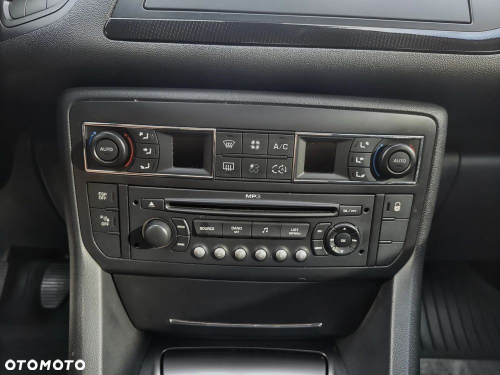 Citroën C5 2.0 16V Confort - 12