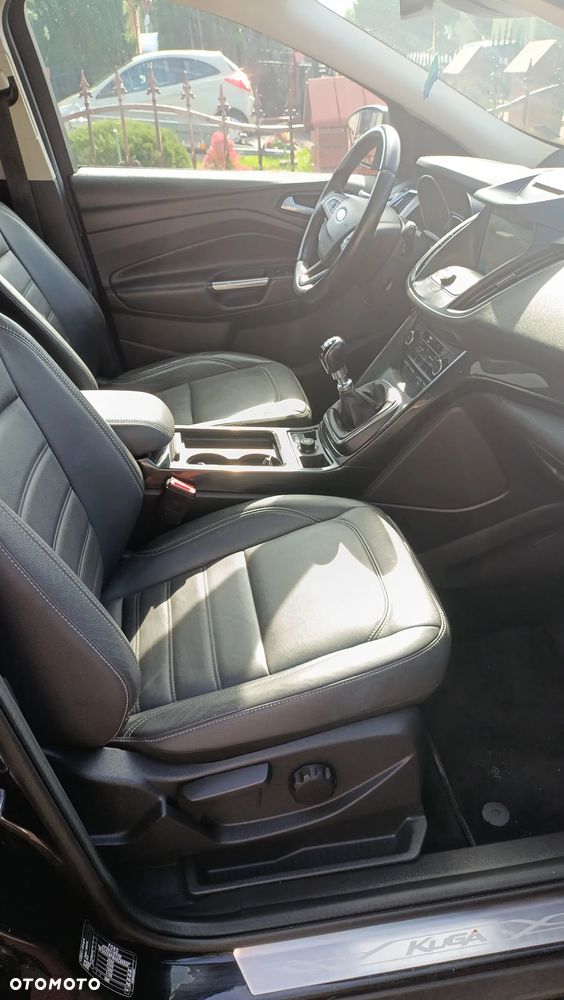 Ford Kuga 2.0 TDCi 4WD Titanium Plus - 4