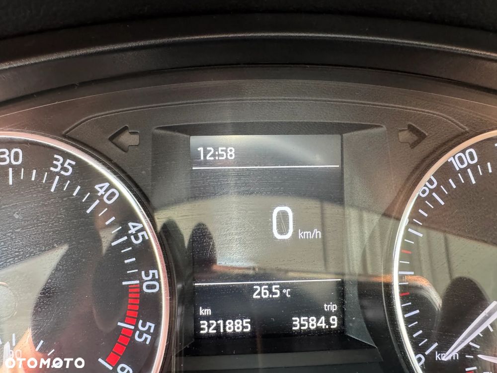 Skoda RAPID 1.6 TDI DPF Active - 16
