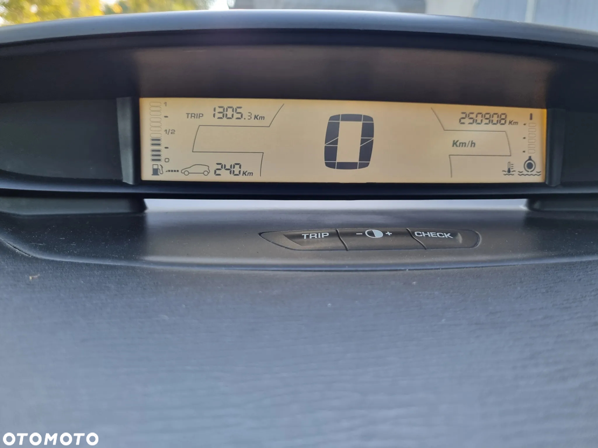 Citroën C4 1.6 16V VTR Pack - 9