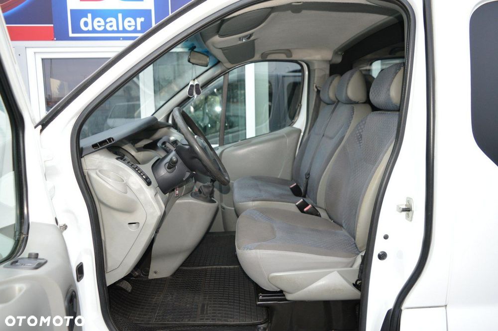 Renault Trafic - 14