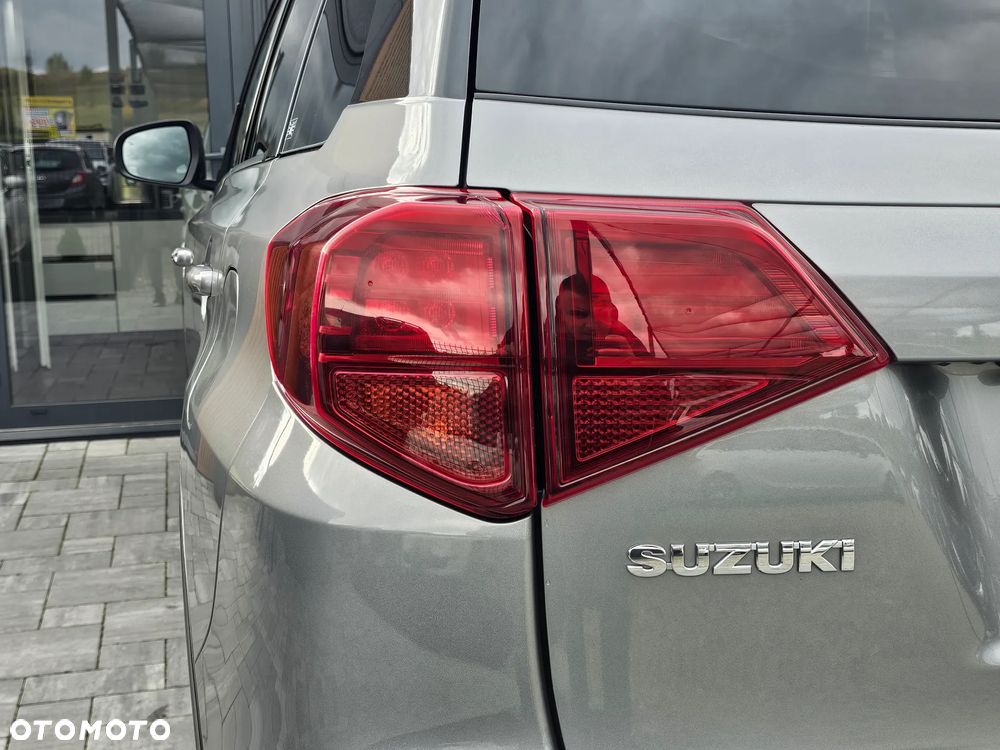 Suzuki Vitara 1.5 Dualjet Hybrid Allgrip AGS Comfort+ - 40