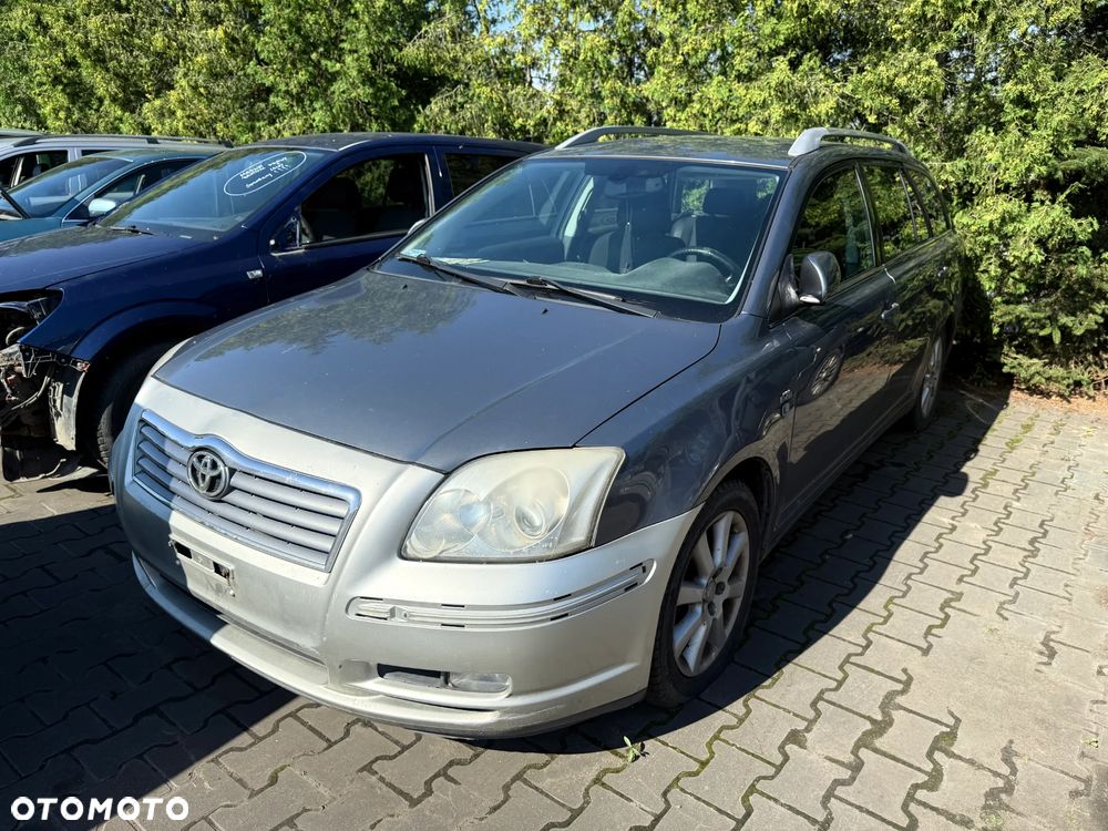 Toyota Avensis T25 Kombi 2.0 D4D 1CDFTV Skrzynia E357 1C0 Maska Błotnik Drzwi - 1
