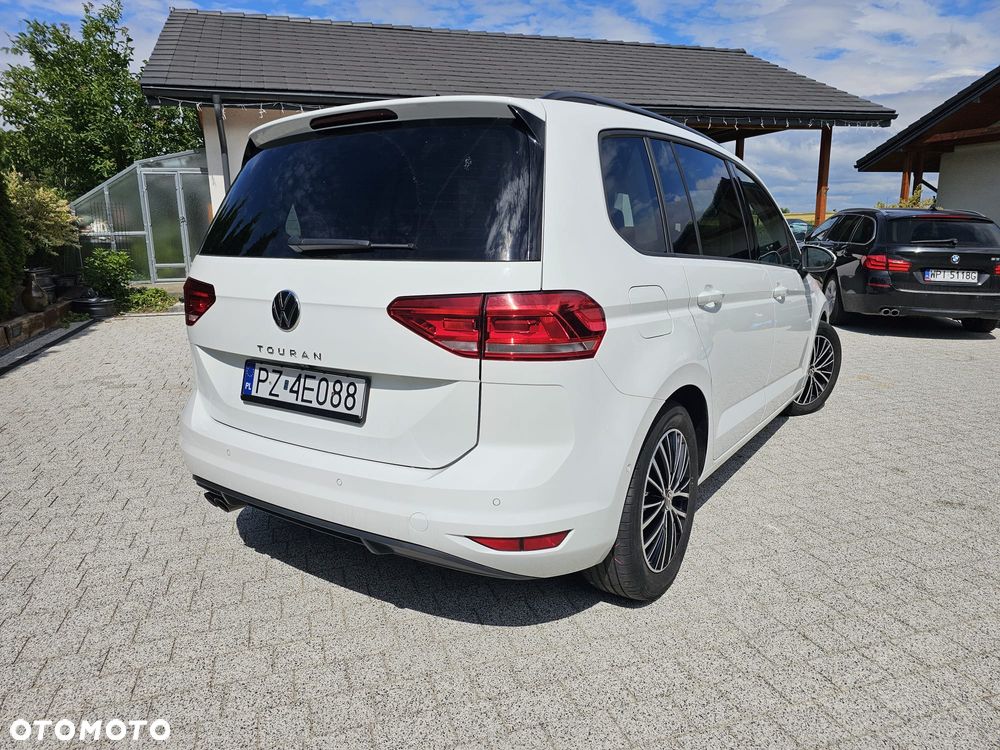 Volkswagen Touran 2.0 TDI BMT Comfortline DSG - 5