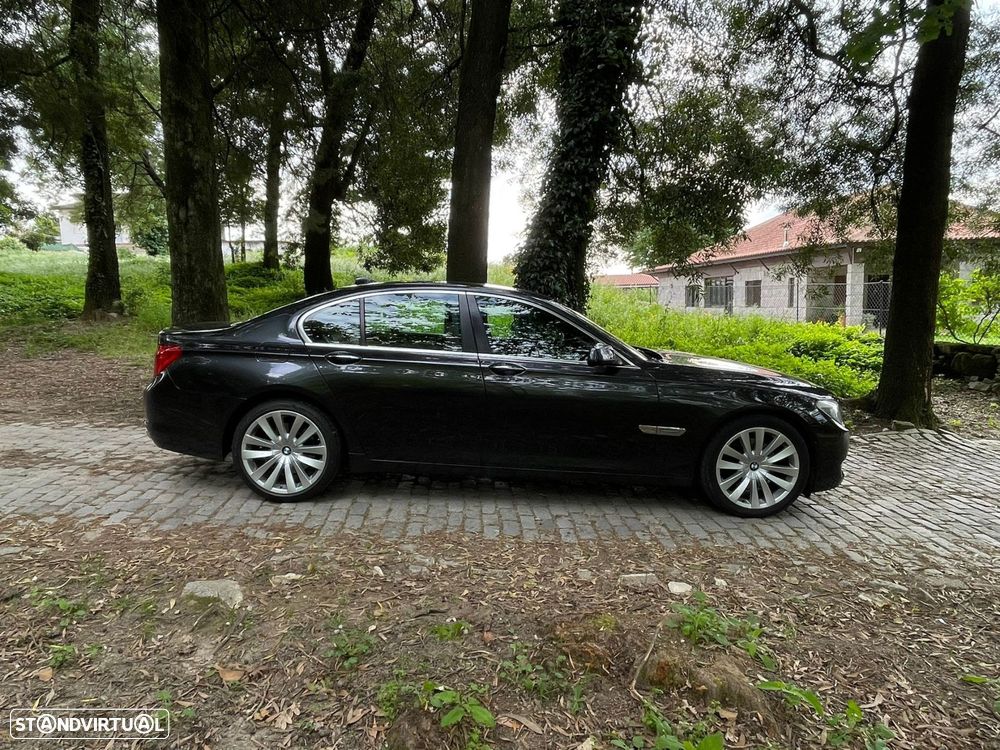 BMW 740 d - 9