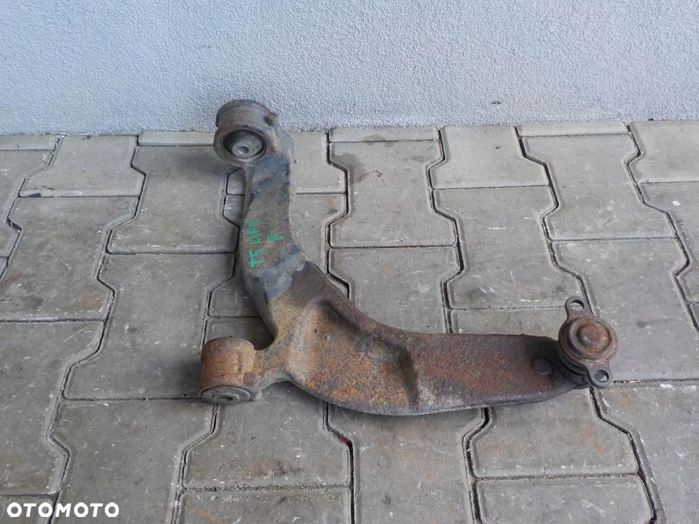 VW T5 LIFT WAHACZ PRAWY PRZÓD PRZEDNI - 1