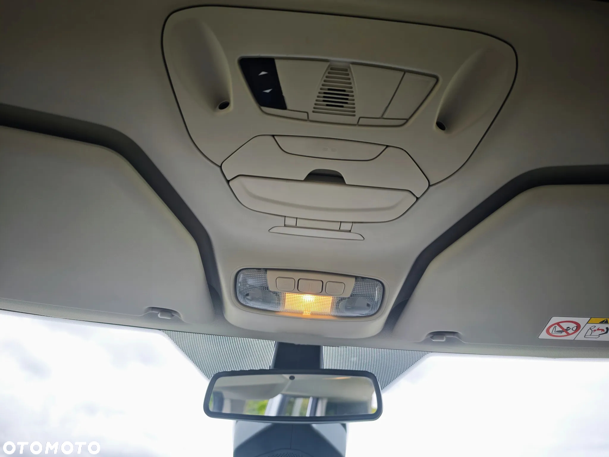 Ford Tourneo Connect 1.5 EcoBlue Active - 23