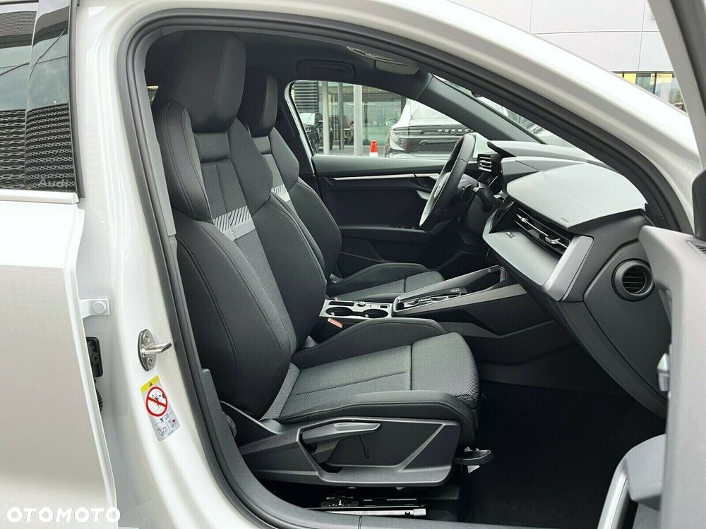 Audi A3 Sportback - 21