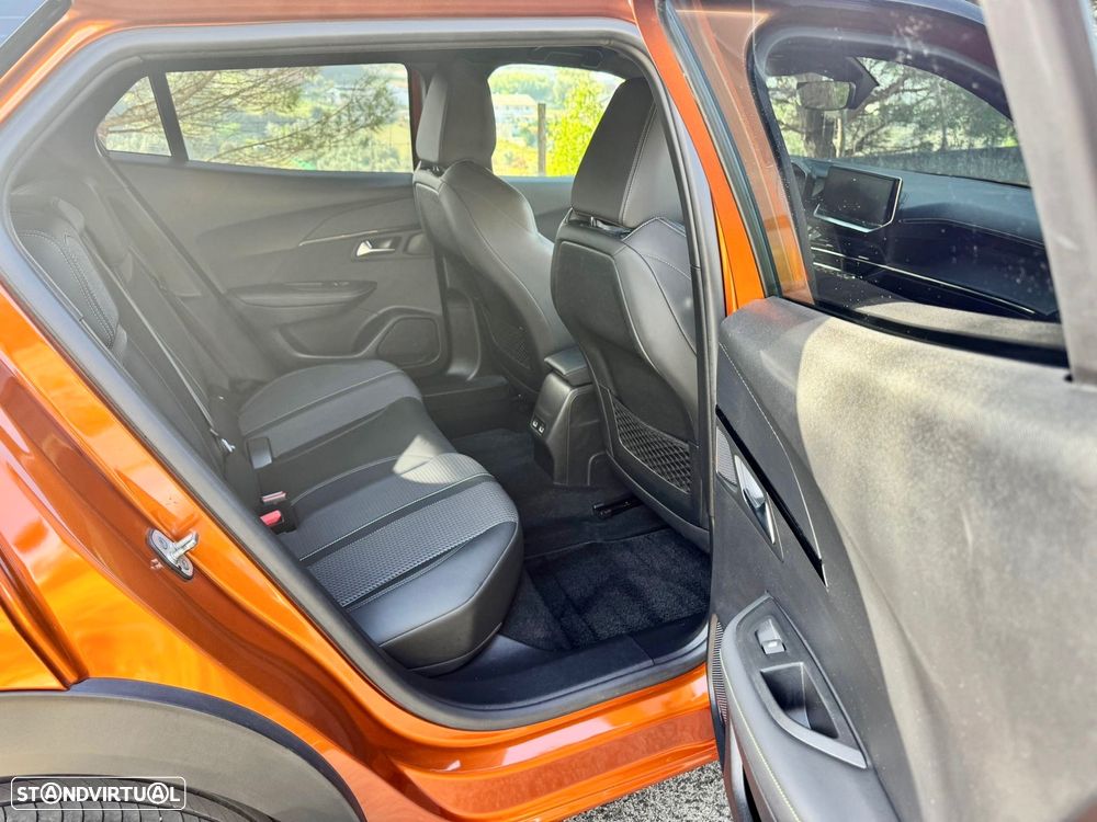 Peugeot 2008 1.5 BlueHDi GT - 16