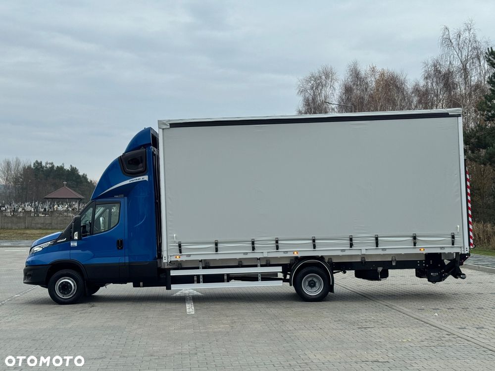 Iveco Daily 2023r Hi-Matic‼️70C21H‼️Winda Bar 1000KG // Plandeka 15 Palet Firanka‼️Spanie z tyłu Spojtrak XL Poduszki Pneumatyczne Wysokość rampowa Full LED Tempomat Salon Polska DMC7200KG Faktura Vat 23% TwinCab - 5