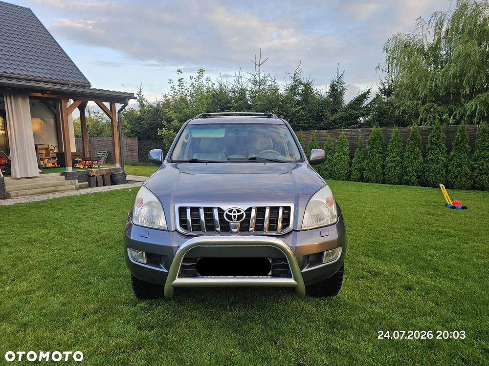 Toyota Land Cruiser - 3
