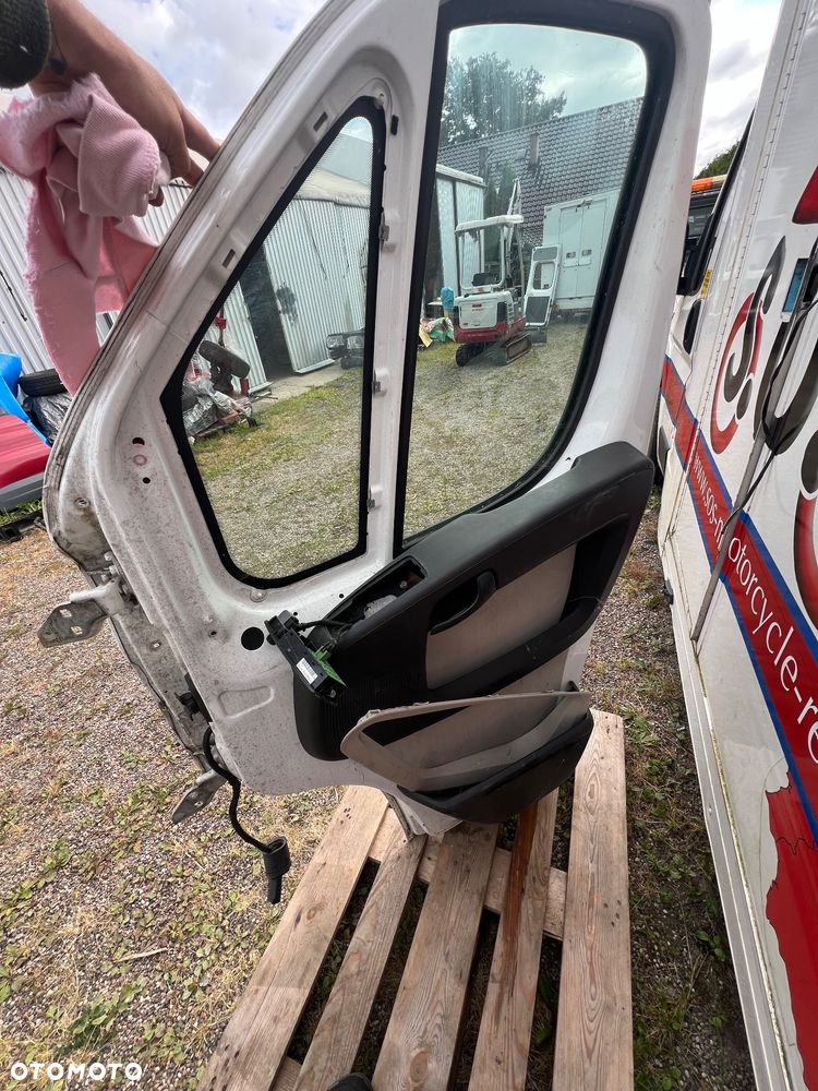 Fiat Ducato Boxer Jumper drzwi prawy przód 16r. - 4