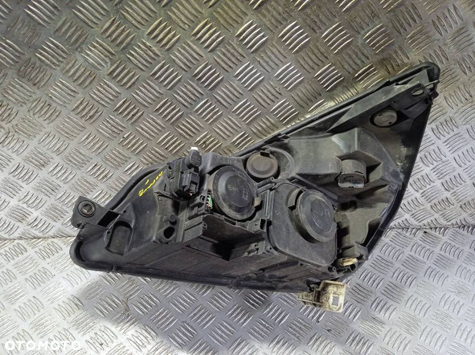 LAMPA PRAWA PRZEDNIA RENAULT ESPACE 4 LIFT - 2