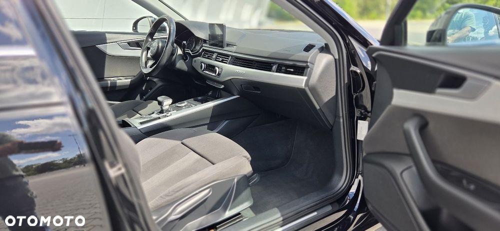 Audi A4 Limousine 2.0 TDI S tronic quattro - 18