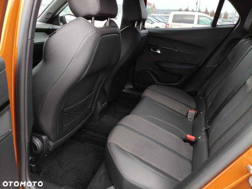 Peugeot 2008 - 12