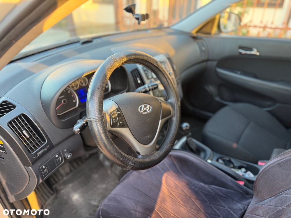 Hyundai i30 1.4 Base - 8