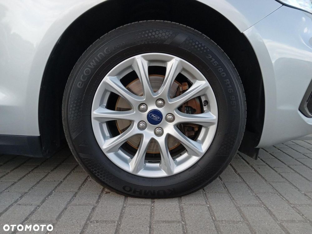 Ford Mondeo - 10