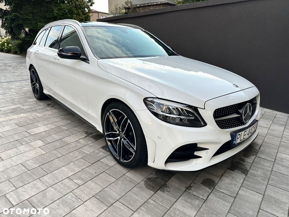 Mercedes-Benz Klasa C 220 d T 9G-TRONIC AMG Line - 3