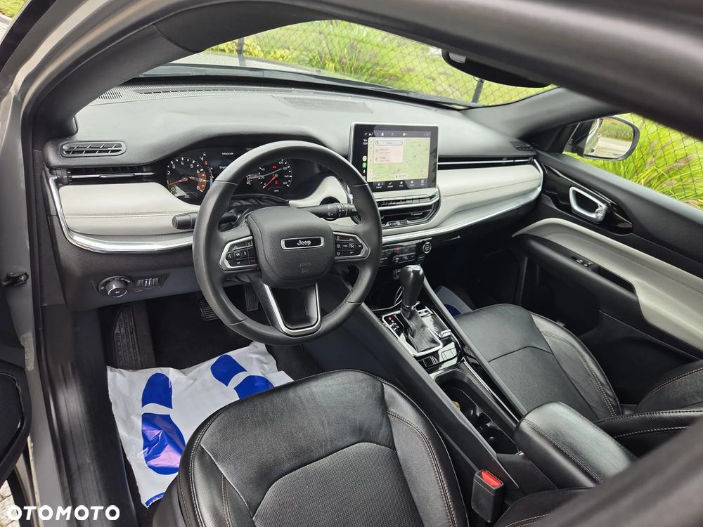Jeep Compass - 13