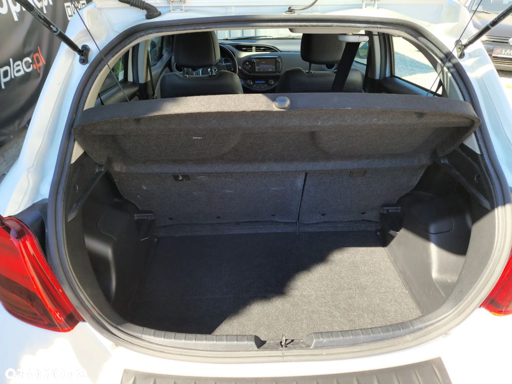 Toyota Yaris 1.5 VVT-i - 10