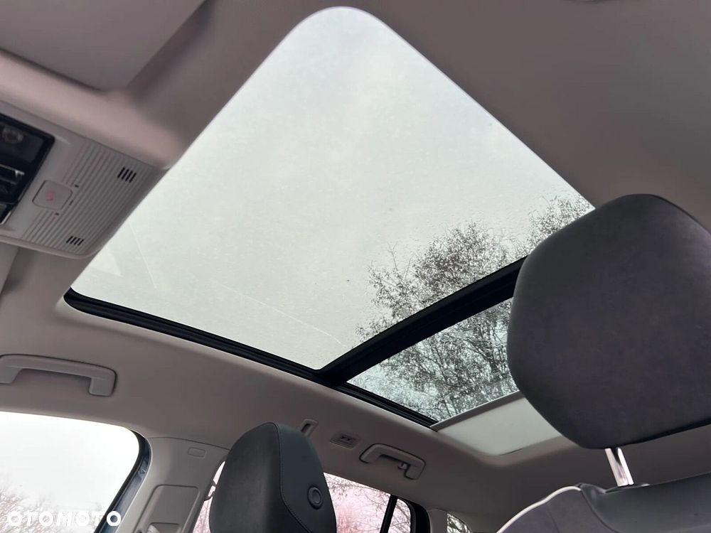 Volkswagen Tiguan - 25