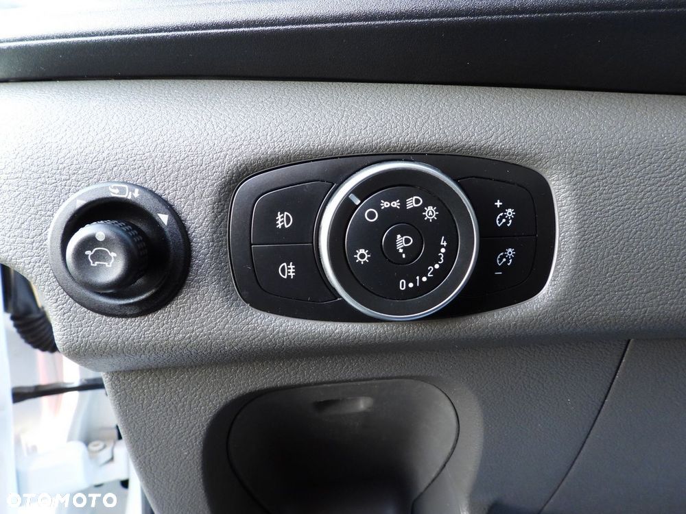 Ford TRANSIT WYWROTKA PODWÓJNA KABINA DOKA 6 MIEJSC TEMPOMAT LEDY BLIŹNIACZE KOŁA KLIMATYZACJA  170KM - 25