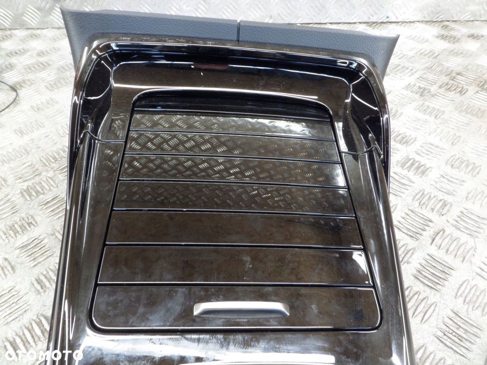 tunel środkowy panel dekor mercedes a-klasa a35 amg w177 - 5