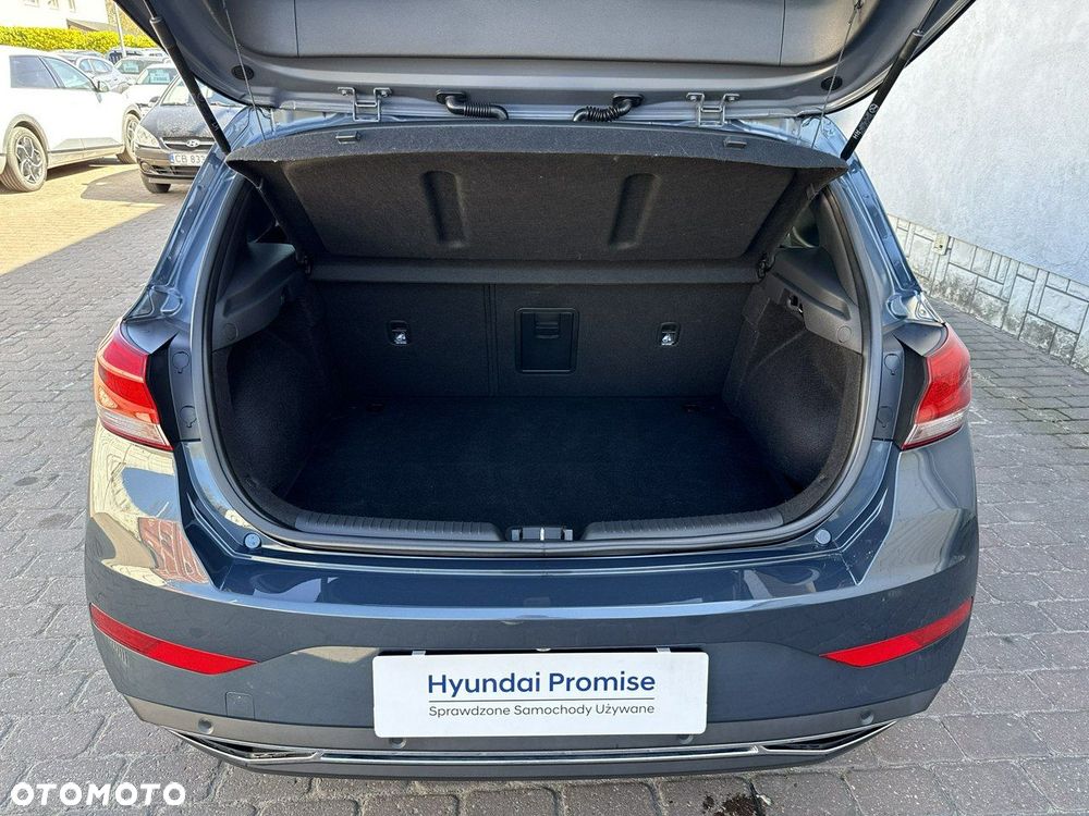 Hyundai i30 1.5 DPI Comfort - 11