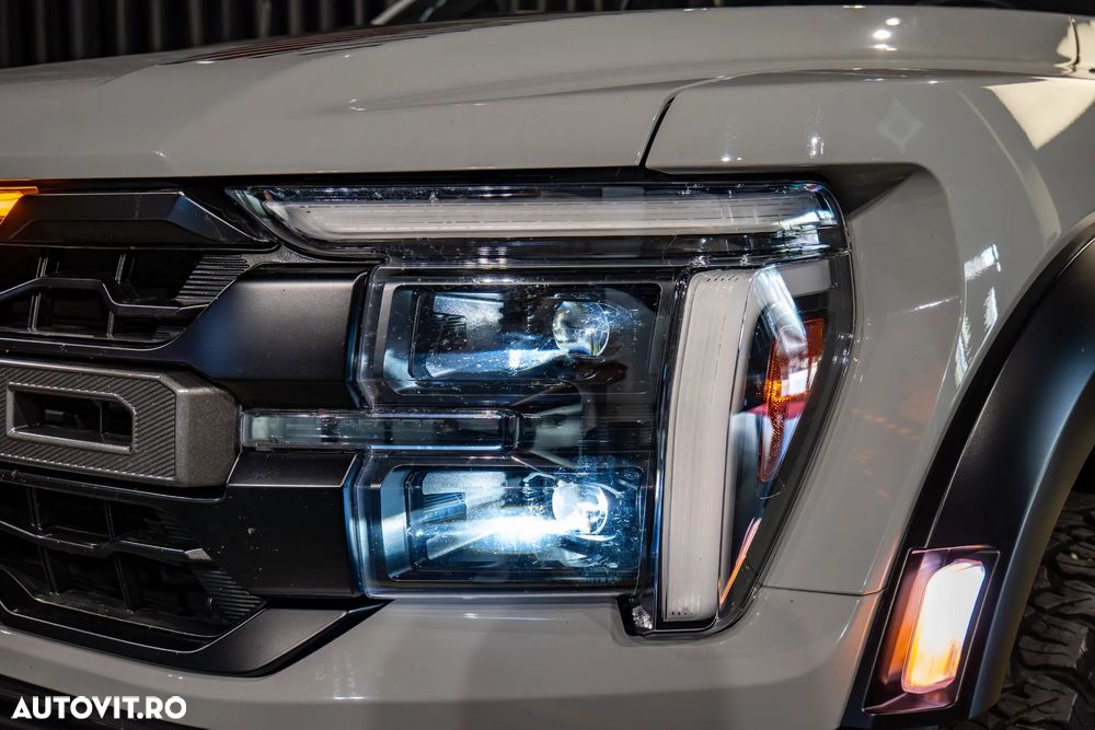 Ford Raptor - 5