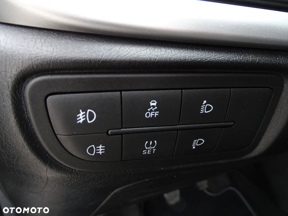 Fiat Tipo 1.4 16v Lounge EU6d - 26