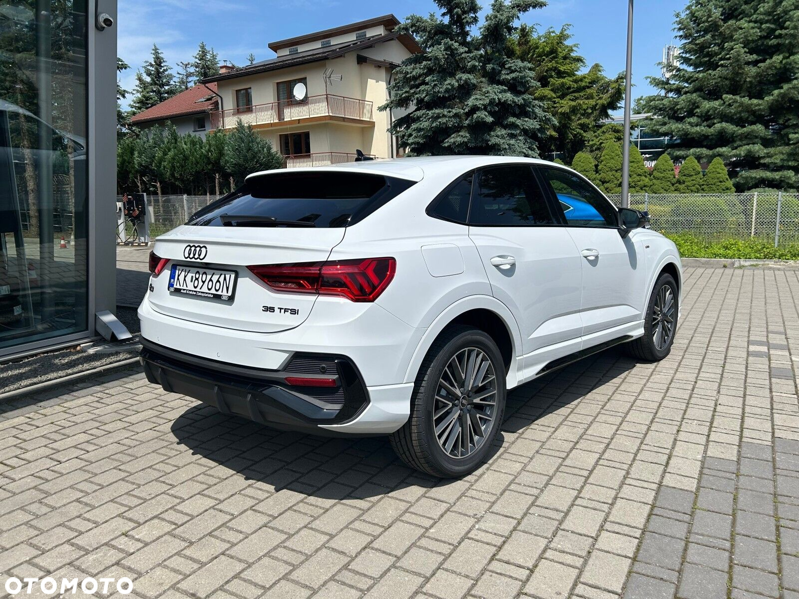 Audi Q3 Sportback - 8
