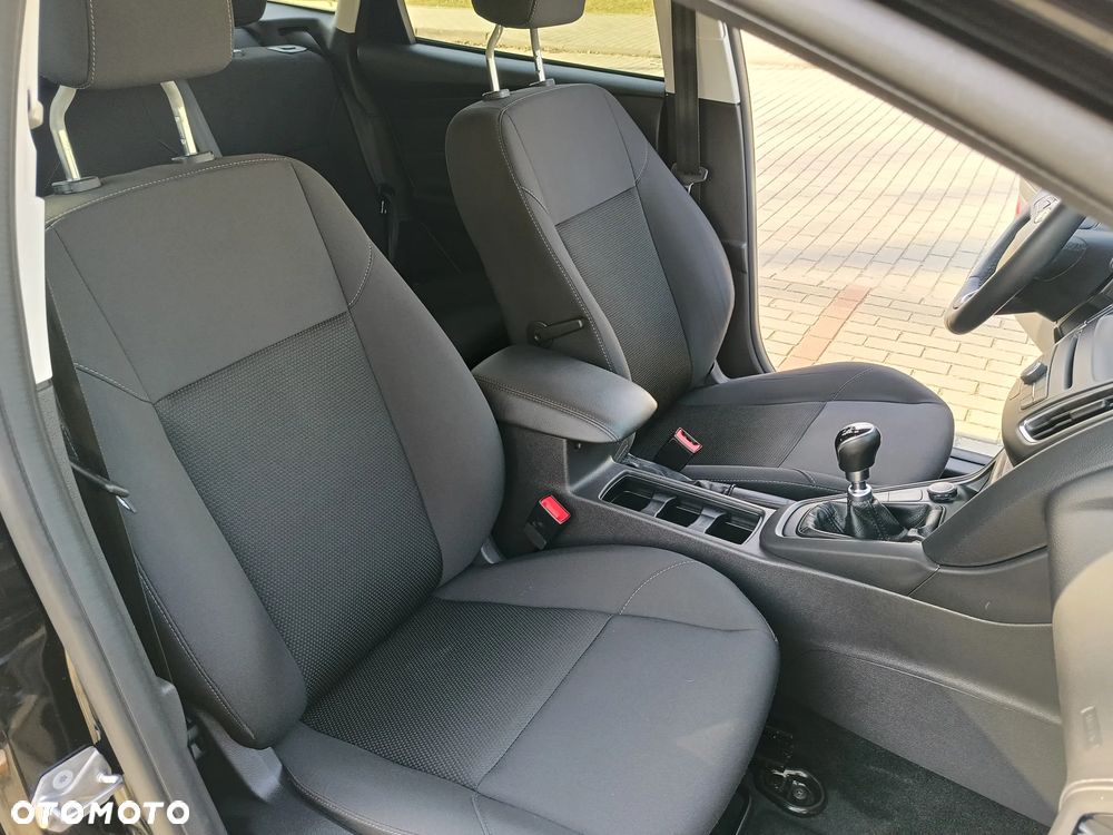 Ford Focus - 15