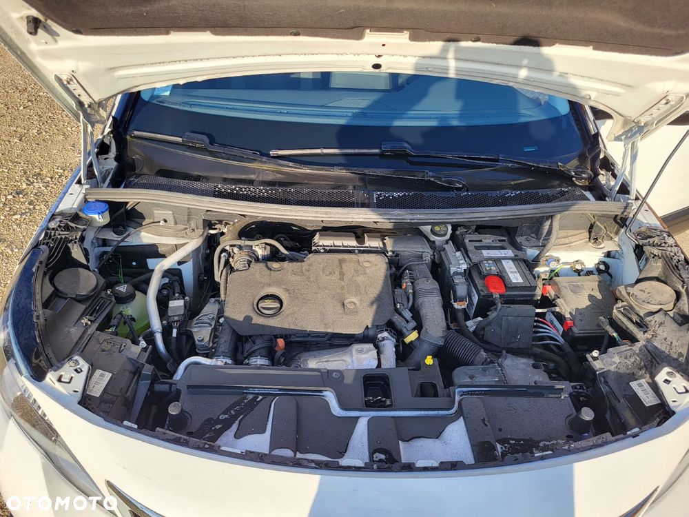 Peugeot 3008 BlueHDi 130 Stop & Start EAT8 Allure - 21