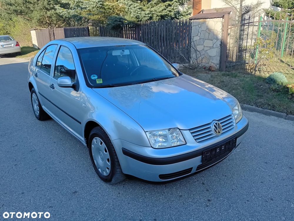 Volkswagen Bora 1.6 Comfortline - 6