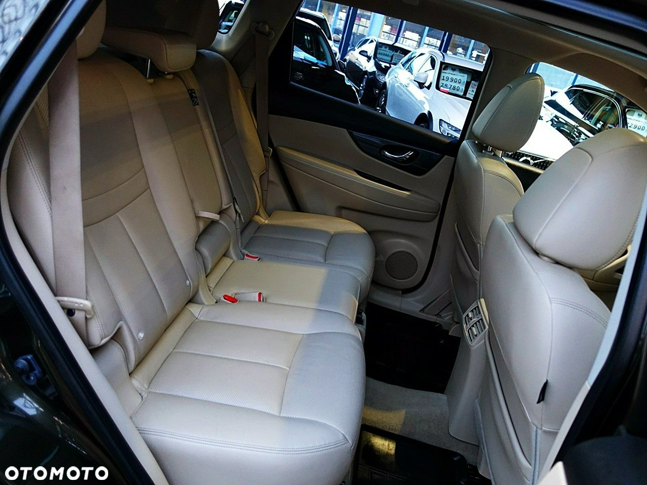 Nissan X-Trail - 14