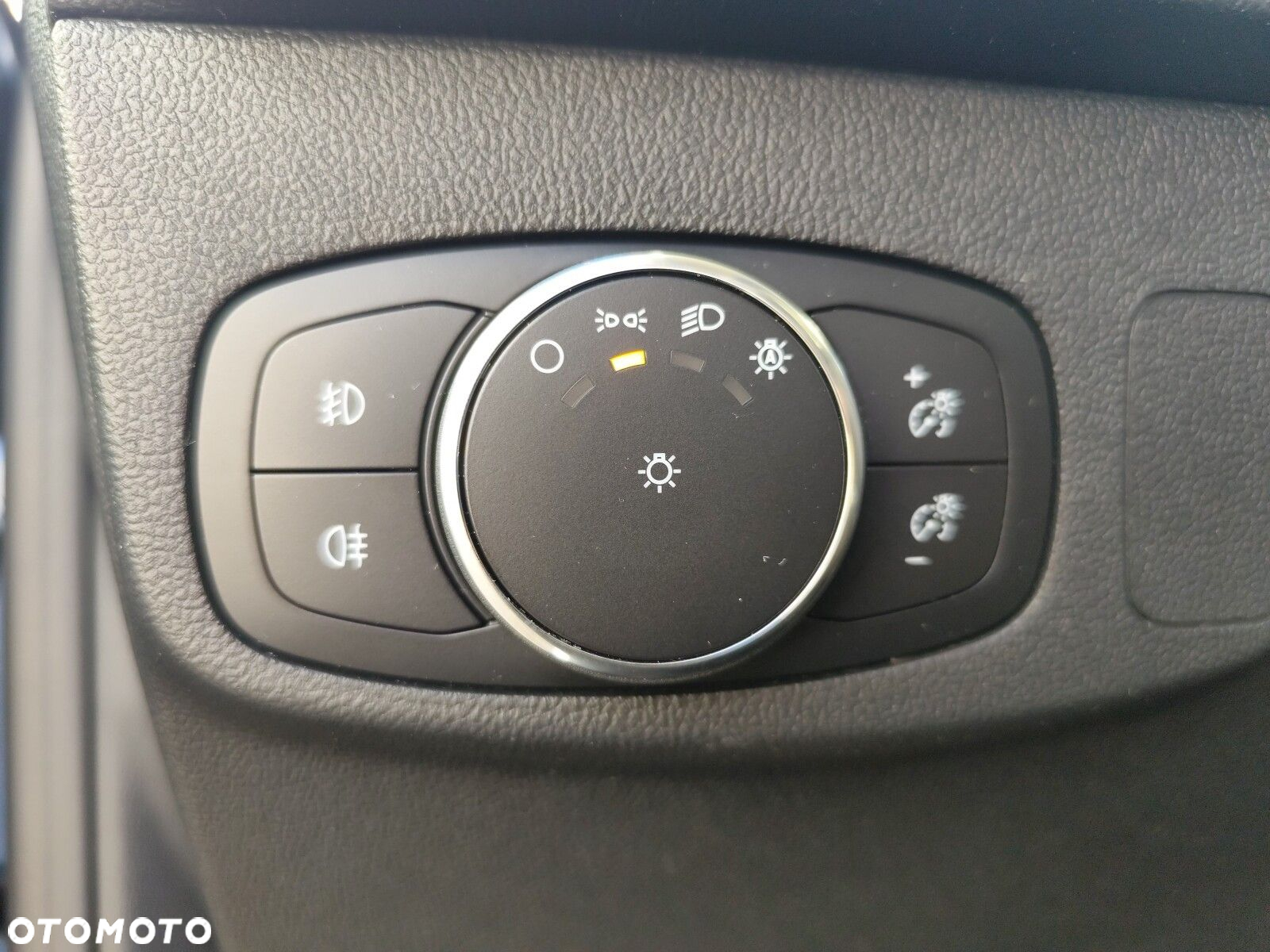 Ford Focus 1.5 EcoBlue Titanium - 20
